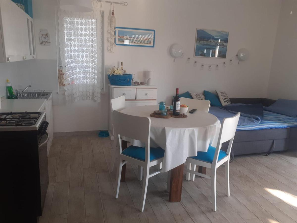 Apartment Lili Lukovo Luaran gambar